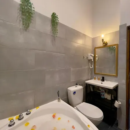 Apartment Old Town With Jacuzzi And View