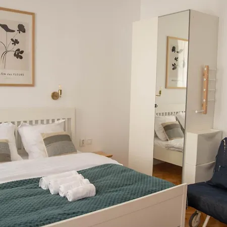 Appartement Old Town With Jacuzzi And View